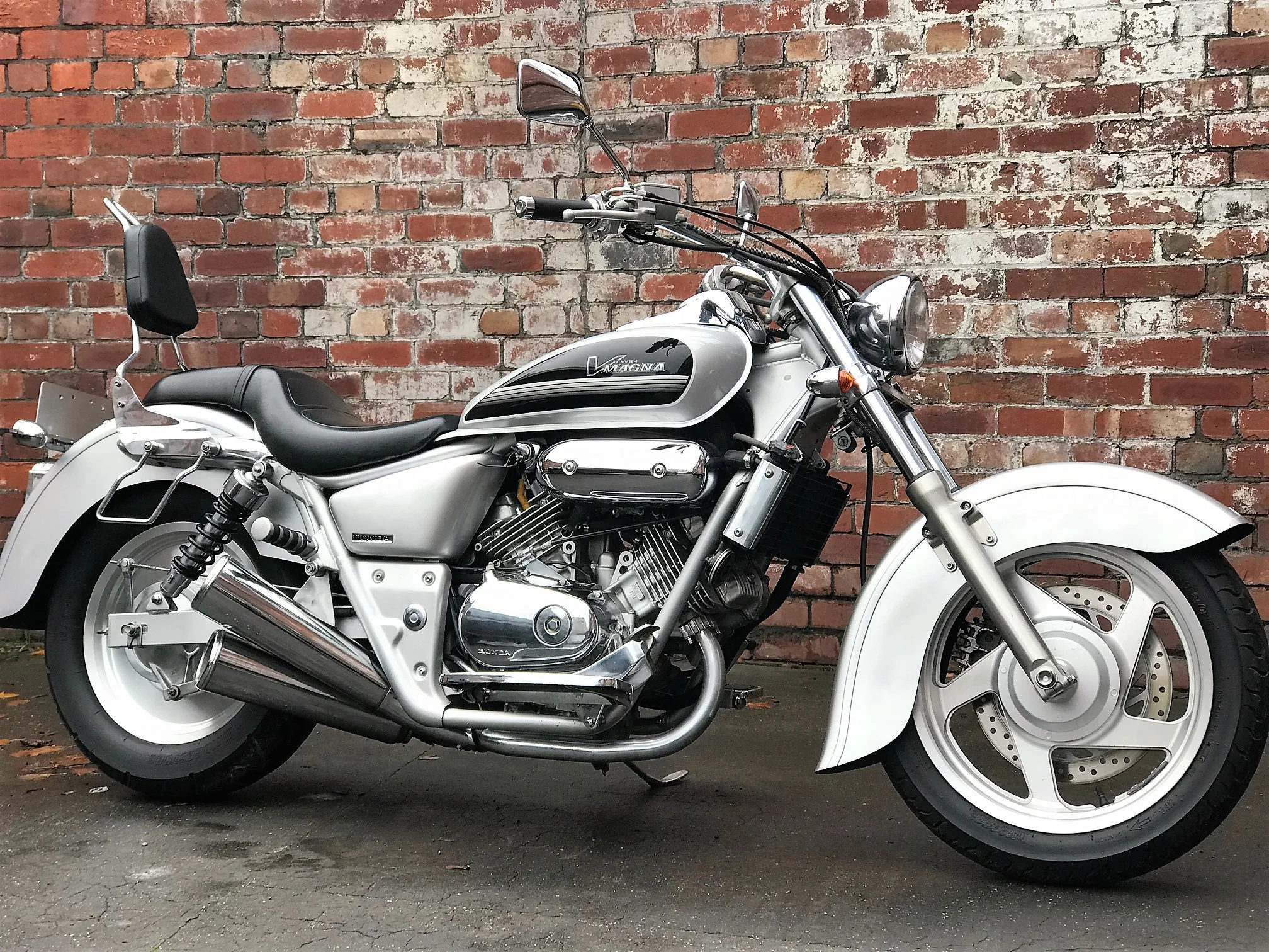 1999 Honda Magna 250 Ref: 0240 £2,950 — Seven Seas Motors 1999 Honda Magna 250 Ref: 0240 £2,950 — Seven Seas Motors